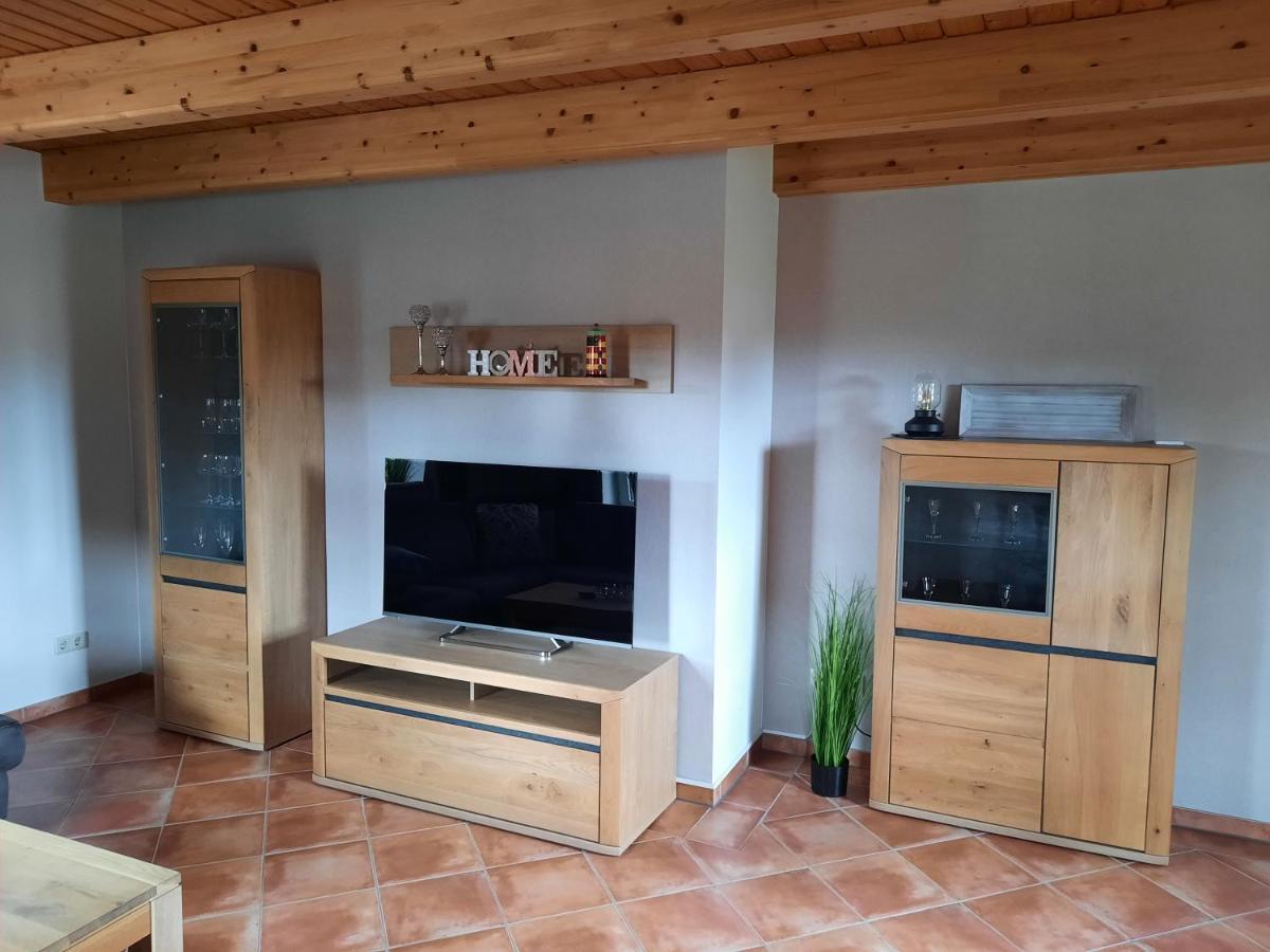Tolles Ferienhaus In Pilsum - Ferienhaus Trientje - Mit Garten Und Ueberdachter Terrasse Экстерьер фото